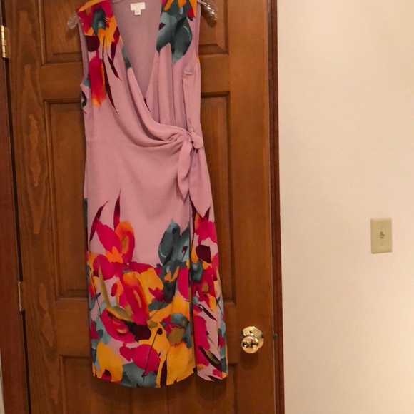 J. Jill Christian Siriano Floral Wrap cocktail dress. - Picture 2 of 5